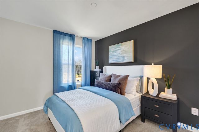 6033 Blue Iris Rd, Richmond, VA 23224