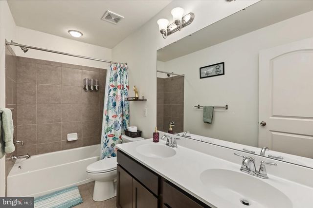 154 MERCER CT, Fairless Hills, PA 19030