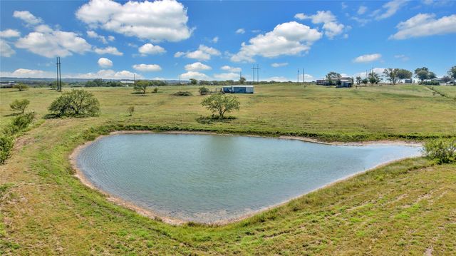 727 Hcr 2452 N, Hillsboro, TX 76645