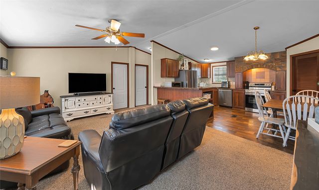 727 Hcr 2452 N, Hillsboro, TX 76645