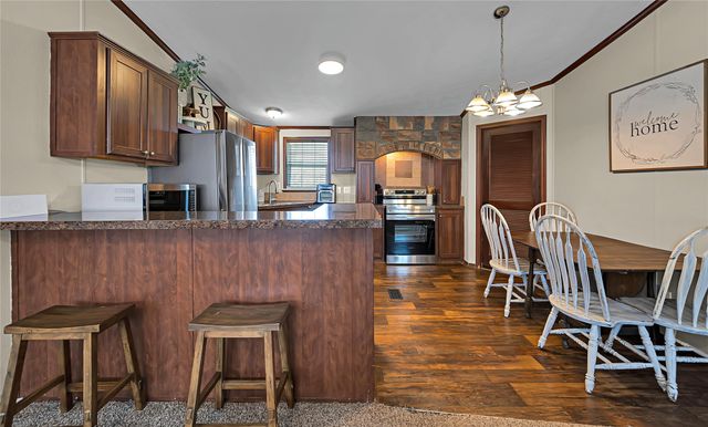 727 Hcr 2452 N, Hillsboro, TX 76645