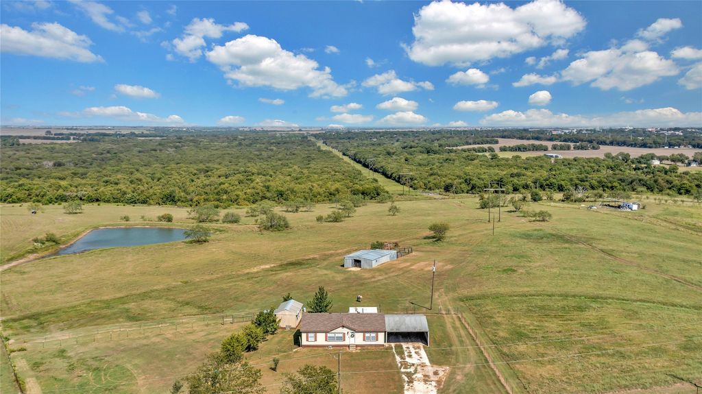 727 Hcr 2452 N, Hillsboro, TX 76645