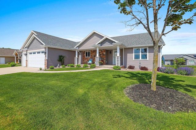 5560 N PROVIDENCE AVENUE, Appleton, WI 54913