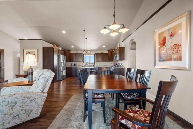 5560 N PROVIDENCE AVENUE, Appleton, WI 54913
