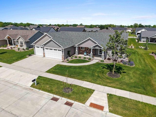5560 N PROVIDENCE AVENUE, Appleton, WI 54913