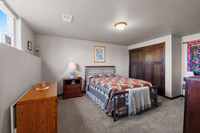 5560 N PROVIDENCE AVENUE, Appleton, WI 54913