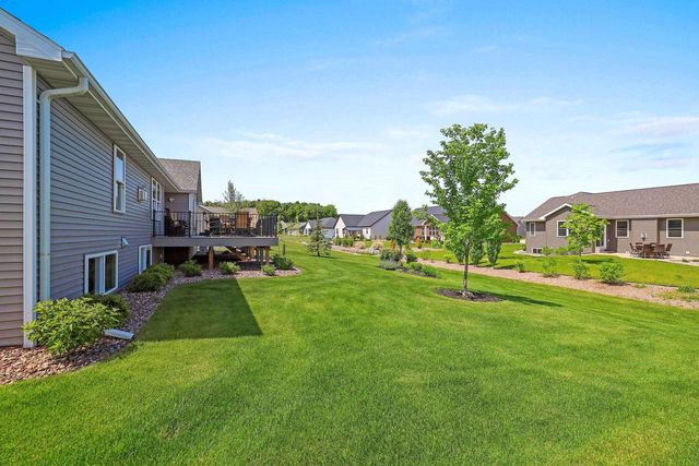 5560 N PROVIDENCE AVENUE, Appleton, WI 54913