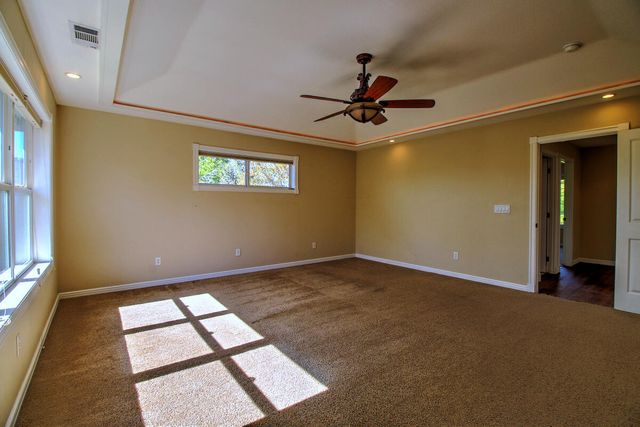417 Stanford Avenue, Medford, OR 97504