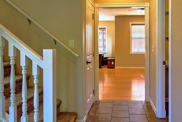 417 Stanford Avenue, Medford, OR 97504
