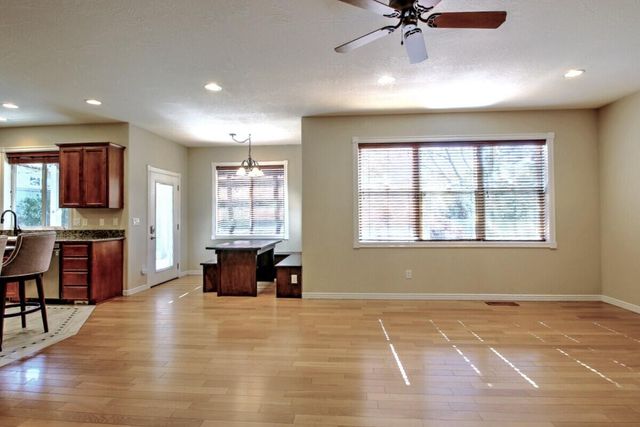 417 Stanford Avenue, Medford, OR 97504