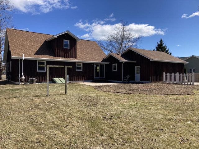 405 S 5th STREET, Cedar Grove, WI 53013
