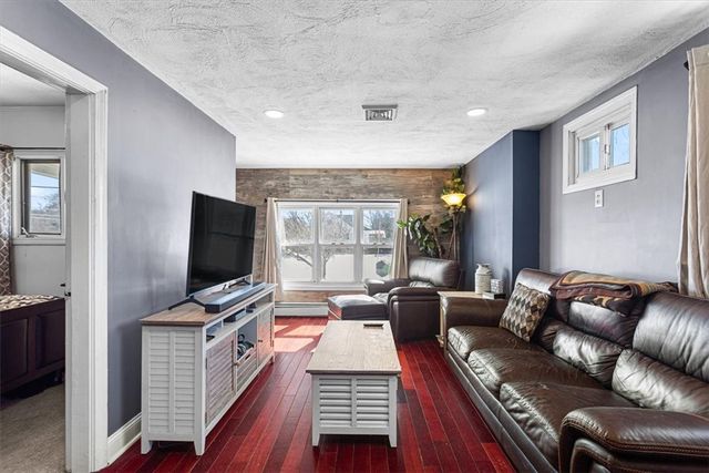 30 Packard Avenue, North Providence, RI 02911