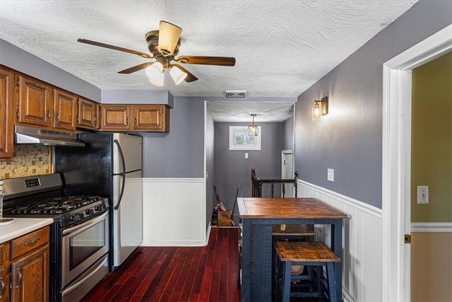 30 Packard Avenue, North Providence, RI 02911