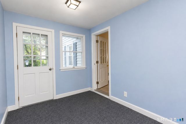 24 Sandhurst Drive, West Hartford, CT 06107