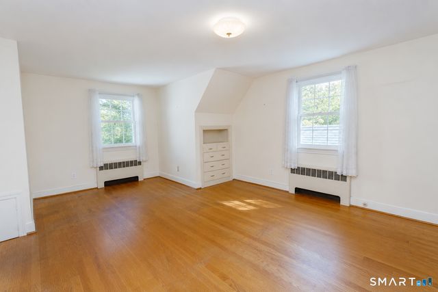 24 Sandhurst Drive, West Hartford, CT 06107