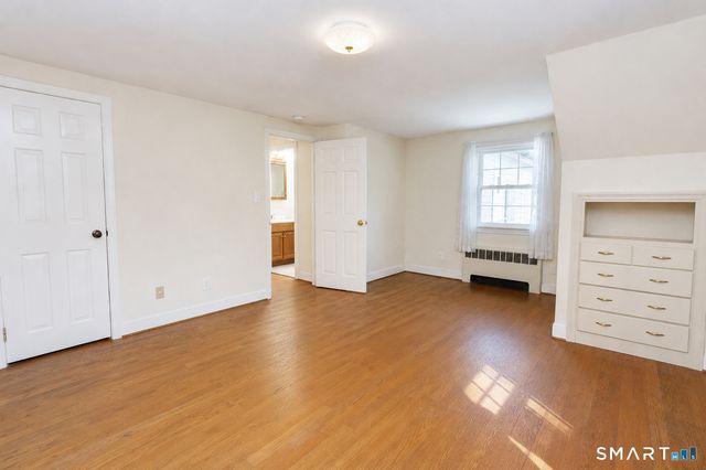 24 Sandhurst Drive, West Hartford, CT 06107