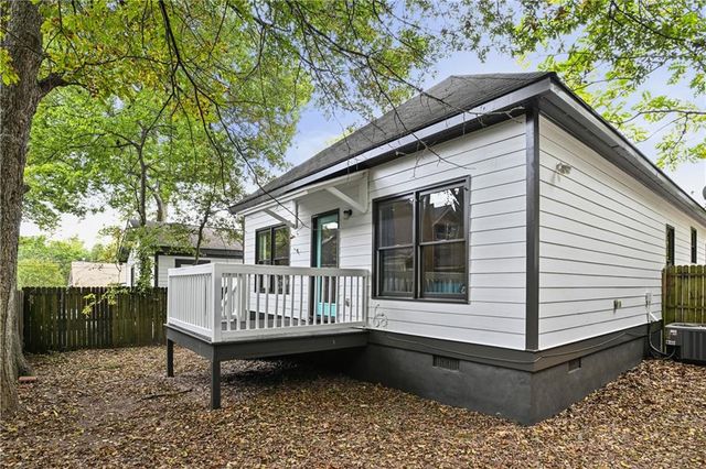 898 Allene SW Avenue, Atlanta, GA 30310