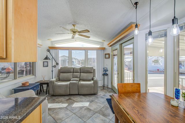 7750 E BROADWAY Road 724, Mesa, AZ 85208