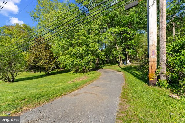4705 ENTERPRISE RD, Bowie, MD 20720