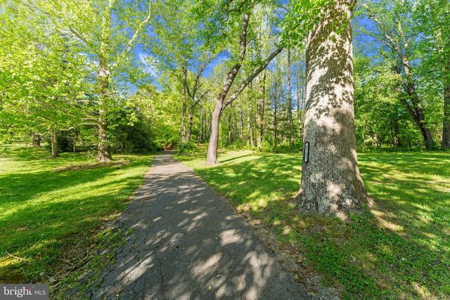4705 ENTERPRISE RD, Bowie, MD 20720