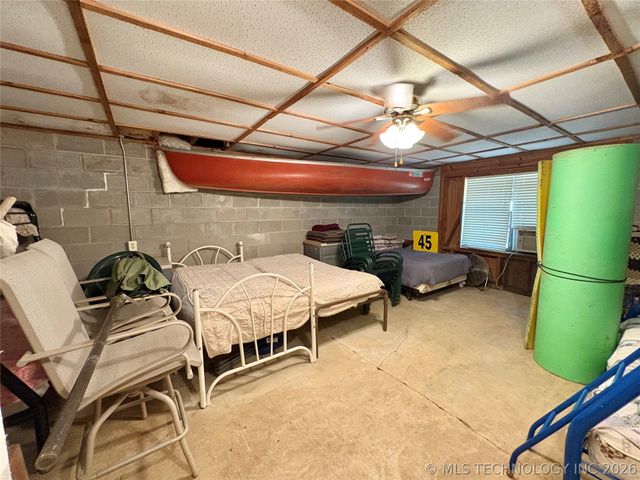 275 N BK 1500 Road, Stigler, OK 74462