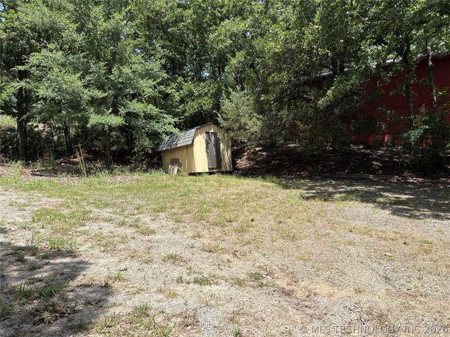 275 N BK 1500 Road, Stigler, OK 74462