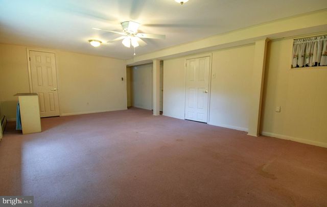411 SHARP AVE, Glenolden, PA 19036