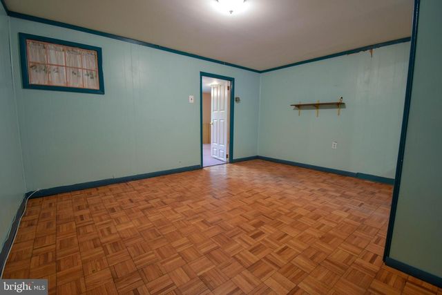 411 SHARP AVE, Glenolden, PA 19036