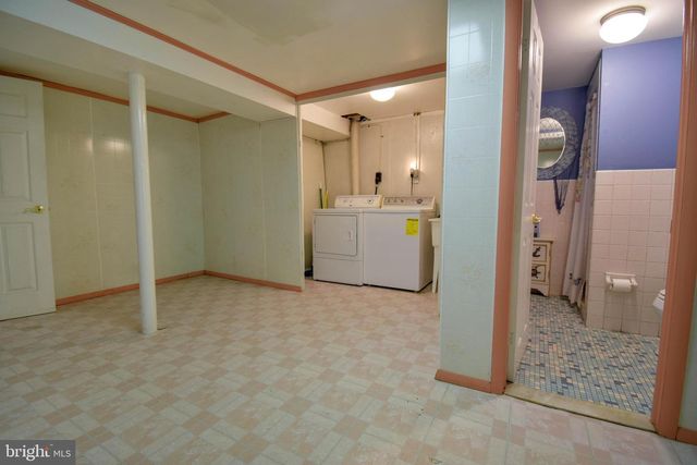 411 SHARP AVE, Glenolden, PA 19036