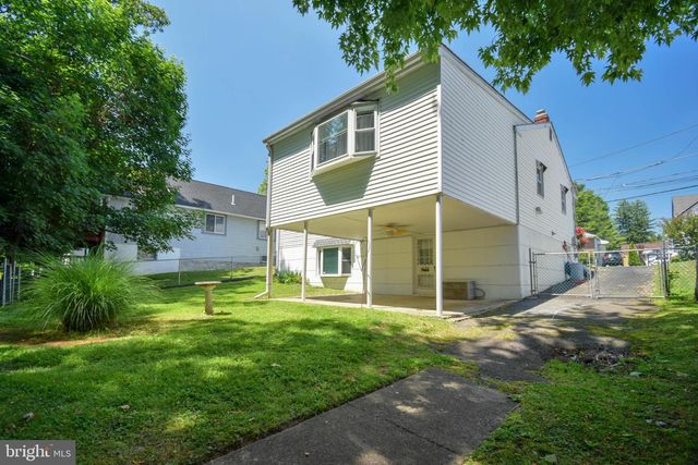 411 SHARP AVE, Glenolden, PA 19036