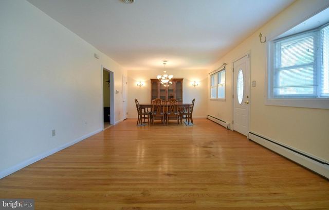 411 SHARP AVE, Glenolden, PA 19036