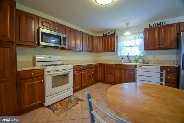 411 SHARP AVE, Glenolden, PA 19036