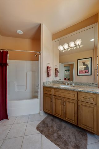 1050 Moonlit Meadow Ln, Greenbrier, TN 37073