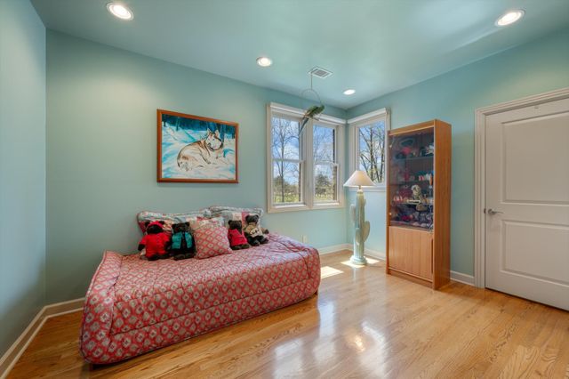1050 Moonlit Meadow Ln, Greenbrier, TN 37073