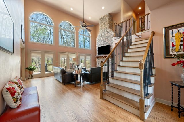 1050 Moonlit Meadow Ln, Greenbrier, TN 37073