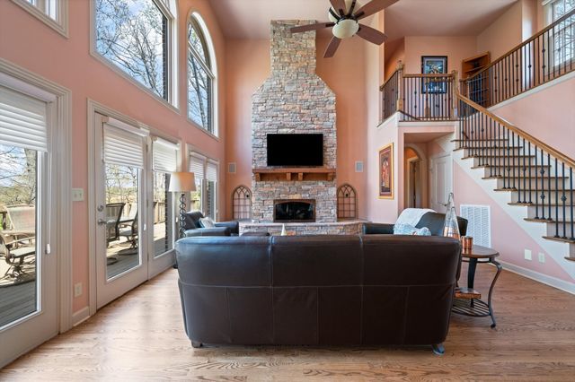 1050 Moonlit Meadow Ln, Greenbrier, TN 37073