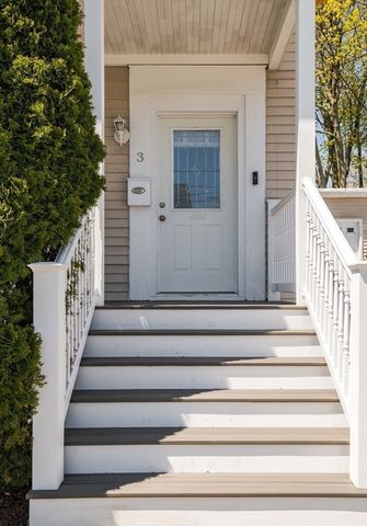 3 Pond Street, Stoneham, MA 02180