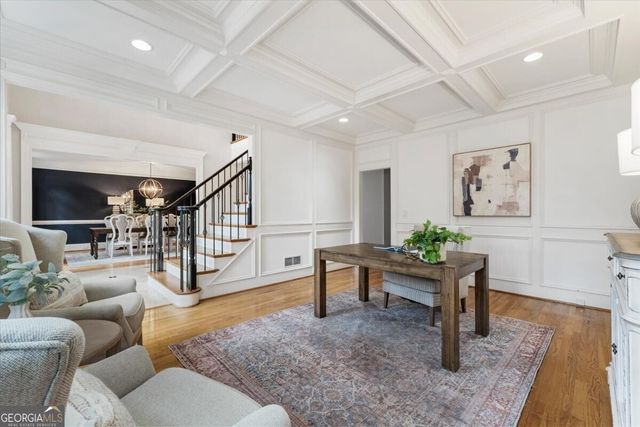 210 Ansley Close, Roswell, GA 30075