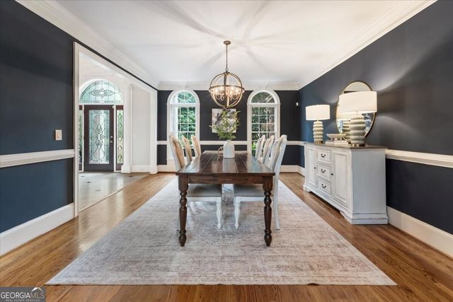 210 Ansley Close, Roswell, GA 30075