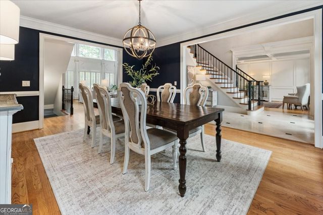 210 Ansley Close, Roswell, GA 30075