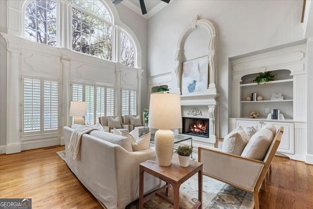 210 Ansley Close, Roswell, GA 30075