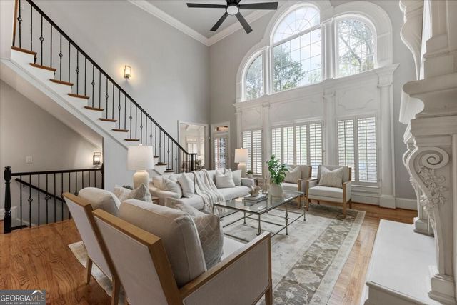 210 Ansley Close, Roswell, GA 30075