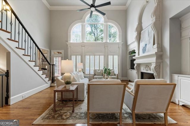 210 Ansley Close, Roswell, GA 30075