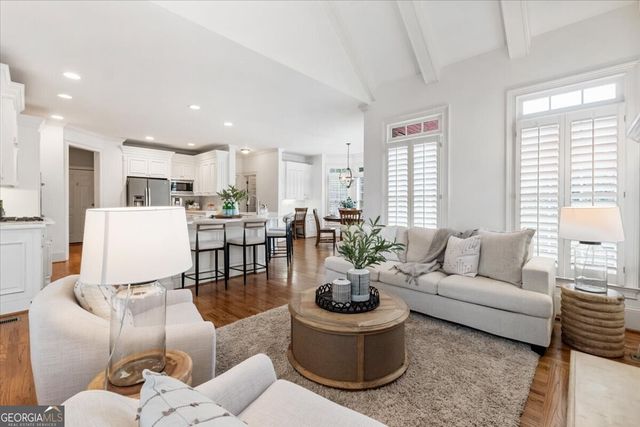 210 Ansley Close, Roswell, GA 30075