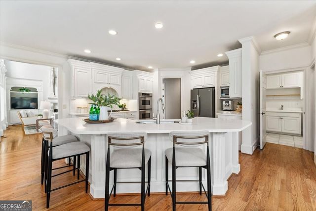 210 Ansley Close, Roswell, GA 30075