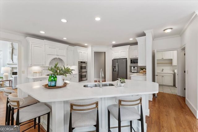 210 Ansley Close, Roswell, GA 30075