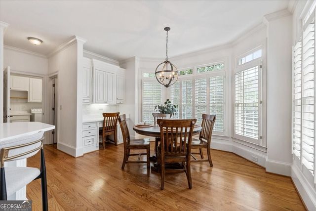 210 Ansley Close, Roswell, GA 30075