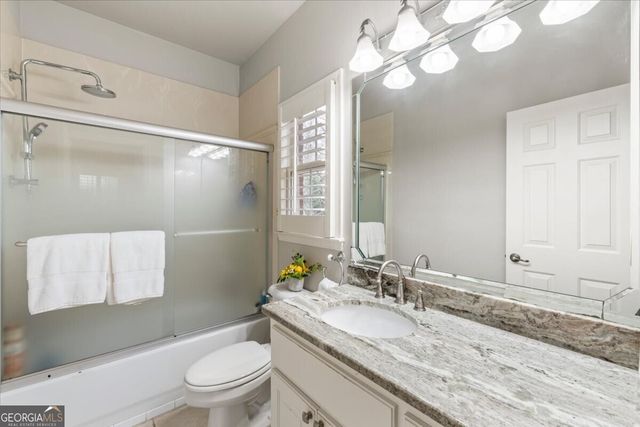 210 Ansley Close, Roswell, GA 30075