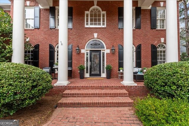 210 Ansley Close, Roswell, GA 30075