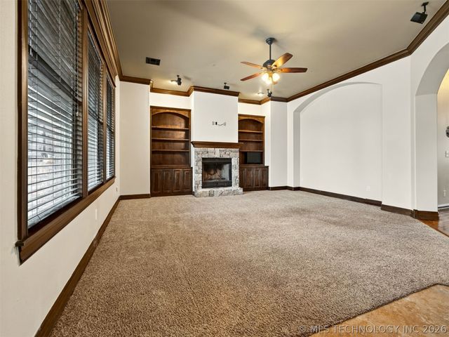 18961 Chickadee Court, Owasso, OK 74055